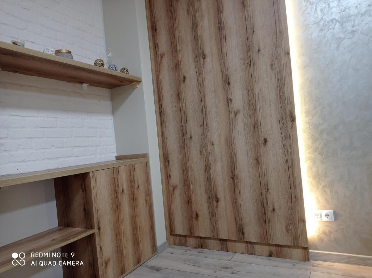 Lux Apartment & Центр,Жк Театральний Rivne Esterno foto