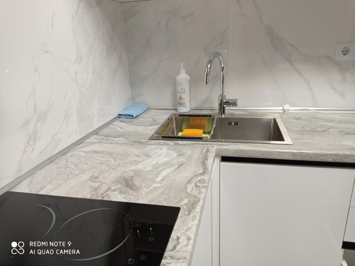 Lux Apartment & Центр,Жк Театральний Rivne Esterno foto