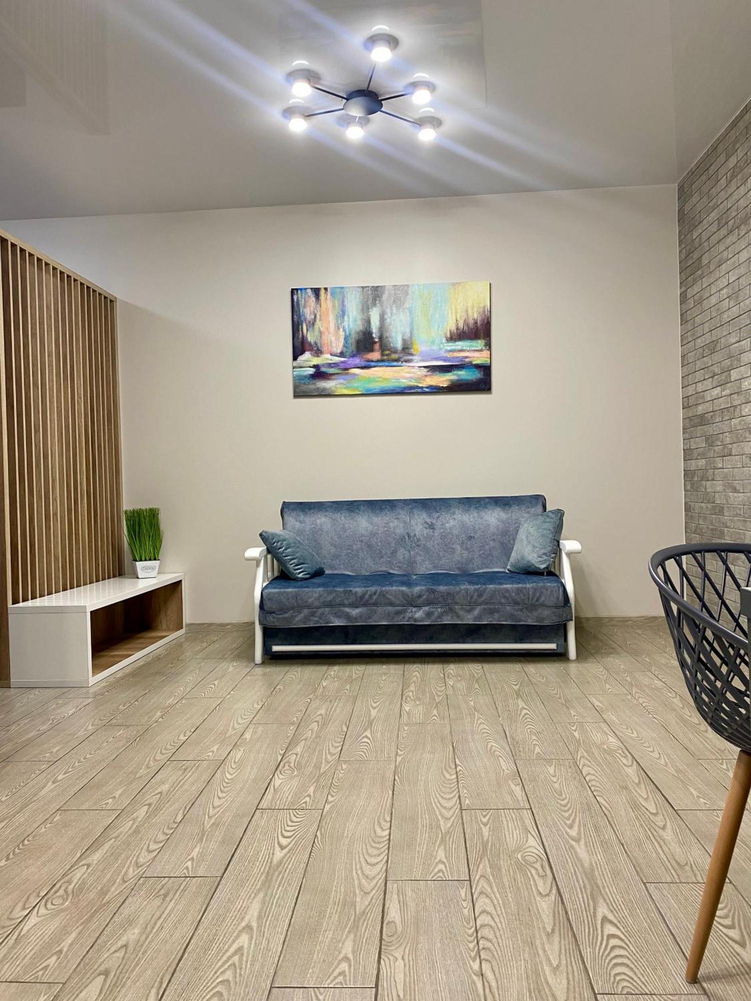 Lux Apartment & Центр,Жк Театральний Rivne Esterno foto