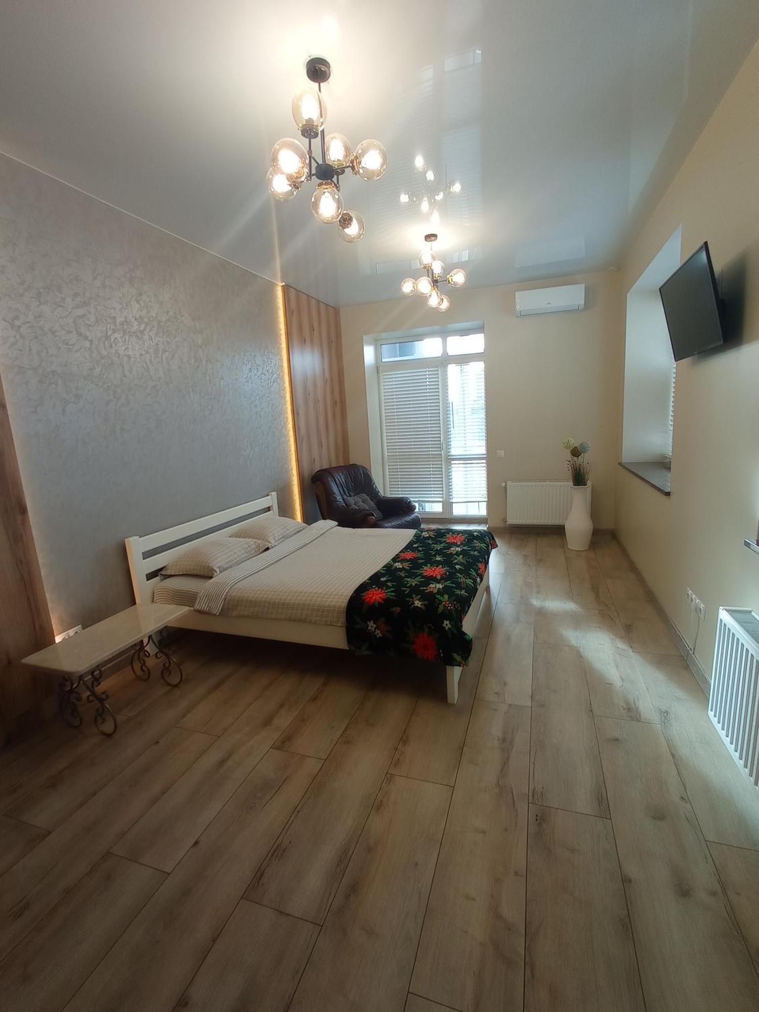 Lux Apartment & Центр,Жк Театральний Rivne Esterno foto